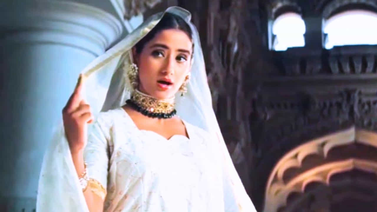 1990 च्या दशकातील हिंदी चित्रपटसृष्टीतील गाण्यांना आजही विशेष स्थान आहे. त्या काळातील गाण्यांमध्ये असलेली साधी, सुरेल आणि मनाला भिडणारी धून लोकांच्या हृदयात कायमची घर करून राहिली आहे. अशाच गाण्यांपैकी एक म्हणजे 1995 मध्ये प्रदर्शित झालेल्या ‘बॉम्बे’ चित्रपटातील ‘कहना ही क्या’ हे गाणं.