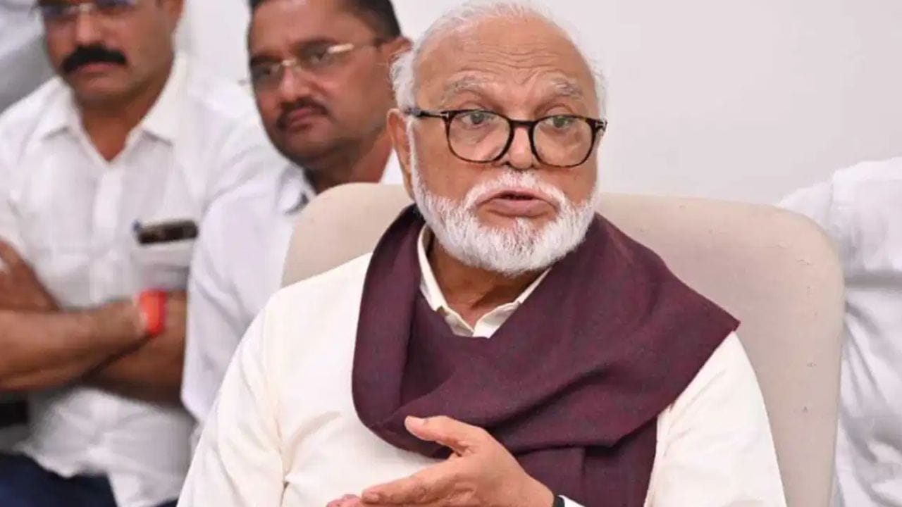 मोठी बातमी! राष्ट्रवादीच्या विलीनीकरणाचा सस्पेन्स अखेर संपला; भुजबळांनी सांगितली आतली गोष्ट