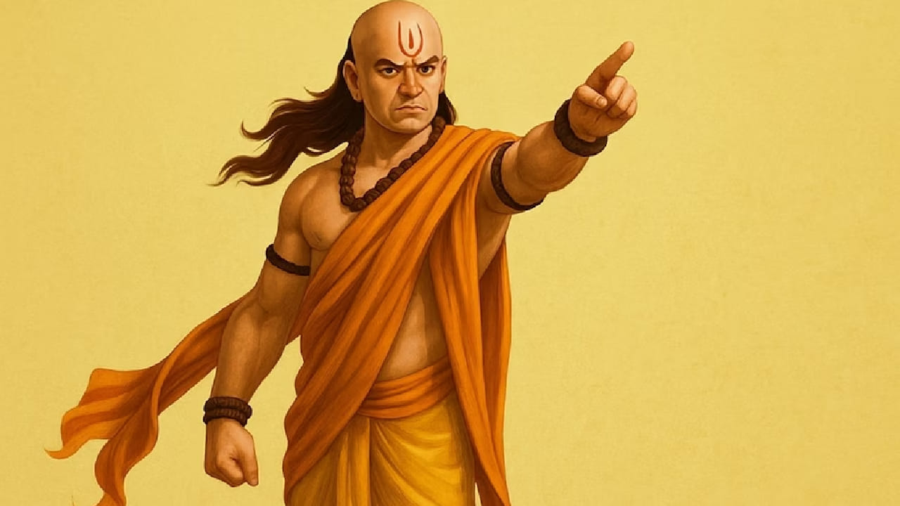 तसेच, भूक लागल्यानंतर अन्न मागणे किंवा वेळेवर जेवण करणे यामध्येही संकोच करू नये. स्वतःच्या आरोग्याकडे दुर्लक्ष करणे हे योग्य नसून निरोगी शरीरासाठी योग्य वेळी आहार घेणे गरजेचे आहे.