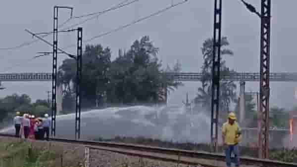 रिफायनरीला भीषण आग, 35 कर्मचारी होरपळले, अग्निशमन दलाच्या 12 गाड्या घटनास्थळी