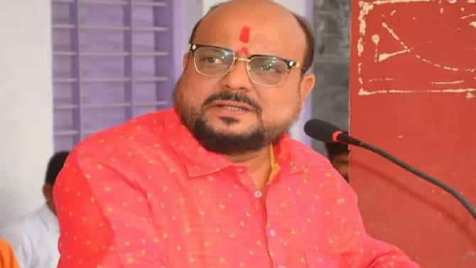 ममता बॅनर्जींचे खासदार फुटलेच ना? ज्याला जायचं तो... ऑपरेशन टायगरच्या पार्श्वभूमीवर गुलाबराव पाटलांनी उडवली खळबळ