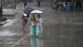 मान्सूनचे रौद्र रूप दिसणार... या राज्यांना अतिमुसळधार पावसाचा इशारा.