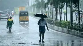 वादळ, गारपीट अन् मुसळधार; या राज्यांना धोक्याचा इशारा, IMD कडून अलर्ट.