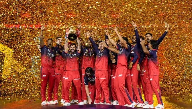 IPL 2026 Prize Money: बीसीसीआयने पेटारा उघडला, कोणत्या संघाला किती
