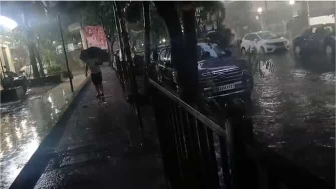 सूर्य उगवलाच नाही, सलग दुसऱ्या दिवशी मुंबईसह महाराष्ट्राला झोडपलं, पुढच्या 3 तासांत…