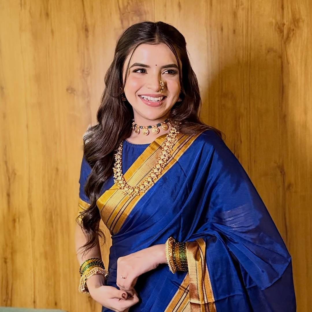 श्रद्धाचा हा प्रवास अतिशय प्रेरणादायी आणि संघर्षमय राहिला आहे. लहानपणापासूनच अभिनयाची आवड असलेल्या श्रद्धाने शालेय जीवनात विविध एकांकिका आणि नाट्यस्पर्धांमधून आपल्या अभिनयाची छाप पाडली. त्याचबरोबर सोशल मीडियाच्या माध्यमातून तिने आपली कला प्रेक्षकांपर्यंत पोहोचवण्यास सुरुवात केली. तिच्या अभिनयाला आणि व्यक्तिमत्त्वाला प्रेक्षकांचा मोठा प्रतिसाद मिळत गेला.