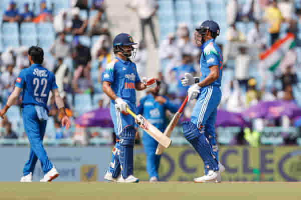 IND vs AFG : शुबमन-इशानची शतकी खेळी, अफगाणिस्तासमोर 403 धावांचं आव्हान