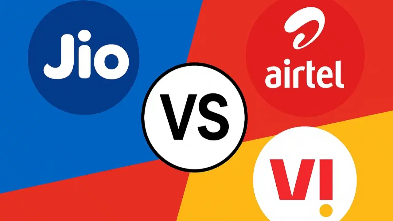 कोणता प्लॅन तुमच्यासाठी योग्य? : फक्त कॉलिंगसाठी: Airtel/Vi – 1,849, Jio – 1,748 (336 दिवस. डेटासह स्वस्त पर्याय: Airtel – 2,249. जास्त डेटा हवा असल्यास: Jio – 3,599 (दररोज 2.5GB). दैनिक डेटा आणि वर्षभर वैधता: Vi – 3,499 (दररोज 1.5GB)
