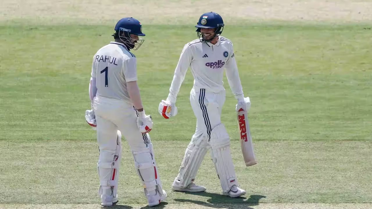 IND vs AFG : केएल-शुबमनचं कडक शतक, टीम इंडियाच्या पहिल्या दिवशी अफगाणिस्तान विरुद्ध 368 धावा IND vs AFG : केएल-शुबमनचं कडक शतक, टीम इंडियाच्या पहिल्या दिवशी अफगाणिस्तान विरुद्ध 368 धावा