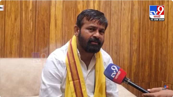 बसू द्या 8-10 दिवस, CCTV लावा अन्... रोहित पवारांच्या अन्नत्यागावर लक्ष्मण हाकेंची बोचरी टीका, म्हणाले, शेतकऱ्यांना... बसू द्या 8-10 दिवस, CCTV लावा अन्... रोहित पवारांच्या अन्नत्यागावर लक्ष्मण हाकेंची बोचरी टीका, म्हणाले, शेतकऱ्यांना...