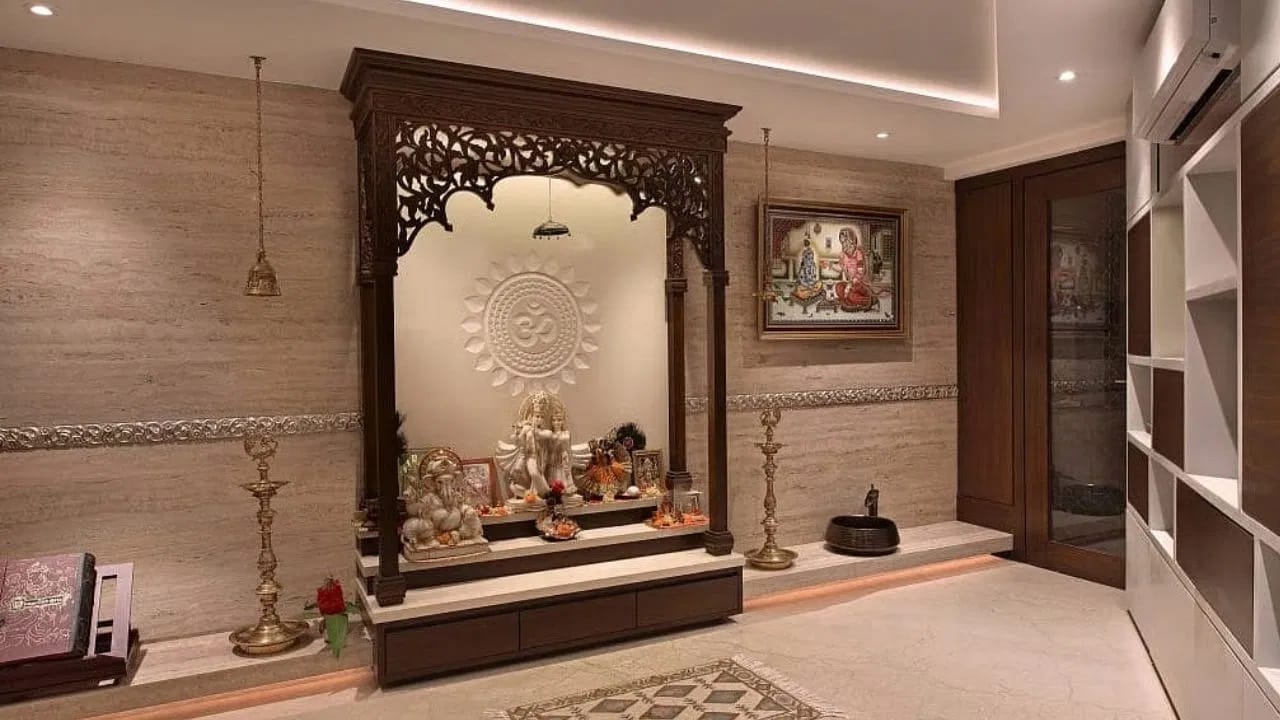 मंदिरात एकाच देवतेच्या दोन मुर्ती ठेवताय…, वास्तुशास्त्रानुस