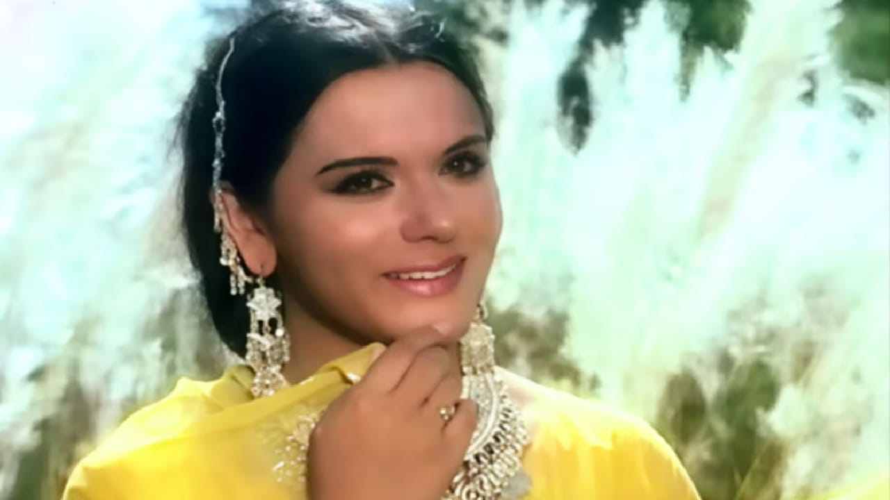1970 चे दशक हे हिंदी चित्रपटसृष्टीतील रोमँटिक गाण्यांचे सुवर्णयुग मानले जाते. त्या काळातील गाण्यांमध्ये असलेली साधी, भावस्पर्शी आणि मनाला भिडणारी शब्दरचना आजही रसिकांना मोहून टाकते. रेडिओ आणि ऑडिओ कॅसेटच्या माध्यमातून ही गाणी घराघरांत पोहोचली आणि अनेकांच्या आठवणींचा अविभाज्य भाग बनली.
