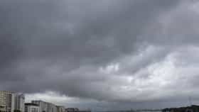मुंबईत पहाटेपासून पावसाची जोरदार हजेरी, 30-40 ताशी वेगाने वारे वाहणार,.
