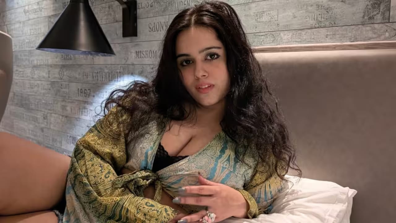 हा प्रकार ऐकून मुस्कानला धक्का बसला. तिने त्याला याबाबत प्रश्न विचारताच तो गोंधळला आणि दुसऱ्या कॉलचे कारण देत संभाषण संपवले. मुस्कानच्या म्हणण्यानुसार, अशा प्रकारचे प्रयत्न त्या व्यक्तीकडून अनेकदा झाले.
