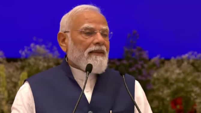 काँग्रेसच्या सत्तेत हजारो कोटींचा घोटाळा, राजधानी दिल्लीतून मोदींची काँग्रेसवर सडकून टीका!