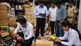 अन्न व औषध प्रशासनाची मोठी कारवाई; 1.02 कोटी रुपयांचा अवैध गुटखा जप्त-1684596