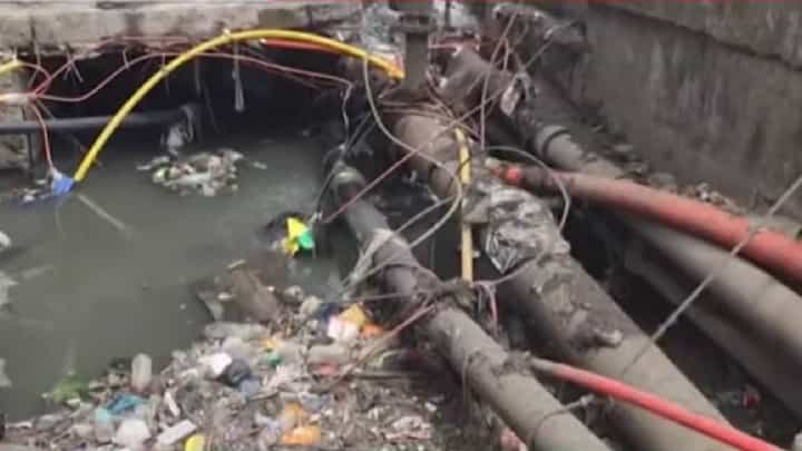Bhiwandi | भिवंडीत गॅस पाईपलाईनला गळती; जेसीबीच्या धक्का लागताच...अनर्थ टाळण्यासाठी मोठी तारांबळ! Bhiwandi | भिवंडीत गॅस पाईपलाईनला गळती; जेसीबीच्या धक्का लागताच...अनर्थ टाळण्यासाठी मोठी तारांबळ!