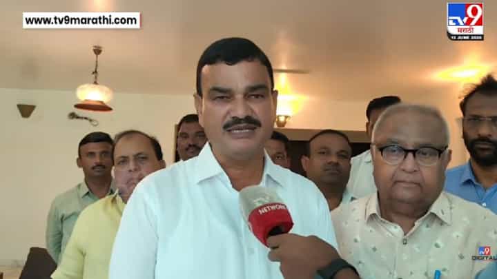 Dattatray Bharne | कर्जमाफीवरून सरकारने अखेर बैठक बोलवली, रोहित पवारांच्या उपोषणामुळे हालचाली वाढल्या, नेमकं काय घडतंय? Dattatray Bharne | कर्जमाफीवरून सरकारने अखेर बैठक बोलवली, रोहित पवारांच्या उपोषणामुळे हालचाली वाढल्या, नेमकं काय घडतंय?