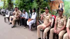 मुंबईत पोलीस तैनात! दिना पाटील यांच्या घराबाहेर पोलिस बंदोबस्त!-1692404