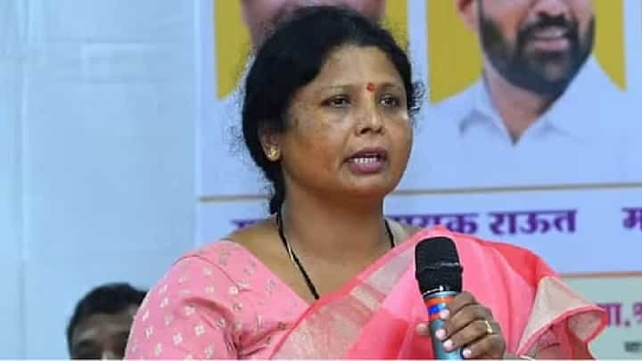 Sushma Andhare | निधी मिळत नाही हे कारण...तर निधी का दिला जात नाही? अंधारेंनी उघड केलं सत्य Sushma Andhare | निधी मिळत नाही हे कारण...तर निधी का दिला जात नाही? अंधारेंनी उघड केलं सत्य