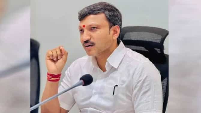ओमराजे निंबाळकर यांच्याबाबत धक्कादायक माहिती पुढे, भाजपाला फिरवली मतं, अगोदरच सर्वकाही..
