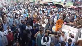 POK मध्ये परिस्थिती चिघळली, आंदोलकांवर गोळीबार, 11 ठार, 70 जखमी.