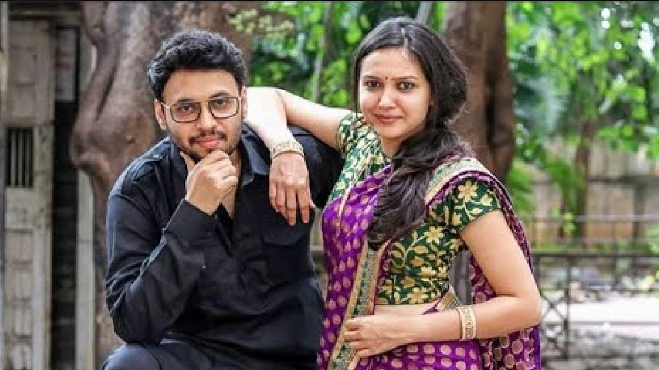 सोशल मीडिया इन्फ्लुएन्सर प्रसाद वेदपाठकला सोसायटी सभासदांची परवानगी न घेता ही पट्टी आखल्याचा आरोप करत सोशल मीडियावर नाराजी व्यक्त केली.