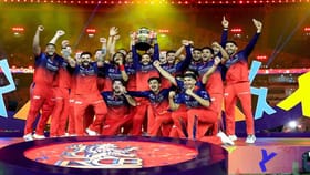 RCBच्या खेळाडूवर बंदी, महाअंतिम सामन्यातील विजयानंतर Bcciची कारवाई.