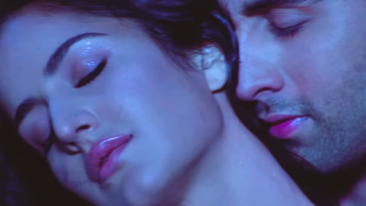 अनेक वर्षांनंतरही हे गाणे सोशल मीडियावर आणि यूट्यूबवर मोठ्या प्रमाणात पाहिले व ऐकले जात आहे. 2009 मध्ये प्रदर्शित झालेला हा चित्रपट आजही लोकप्रिय असून तो ओटीटी प्लॅटफॉर्मवर उपलब्ध आहे.