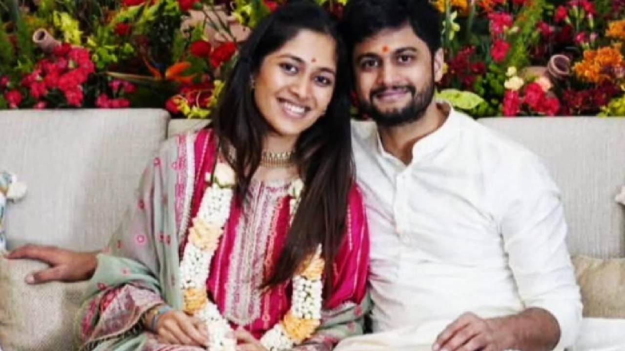 शरद पवार यांचे होणारे नातजावई, रेवती हिचा होणारा पती सारंग लखानी हे मूळचा नागपूरचा आहेत. ते व्यावसायिक आणि उत्तम बॅडमिंटनपटू तथा विश्वराज ग्रुपचे अध्यक्ष अरुण लखानी यांचे ते पुत्र आहेत. सारंग हेही एक उत्तम बॅडमिंटनपटू आहेत. सारंग यांच्या लिंक्डइन प्रोफाइलनुसार, ते गेल्या आठ वर्षांहून अधिक काळ विश्वराज ग्रुपमध्ये कार्यकारी संचालक म्हणून काम करत आहेत. यापूर्वी त्यांनी मॉडर्न हायड्रोजनमध्ये व्यवसाय विकास सल्लागार (बीडीसी) म्हणून काम केलं आहे.