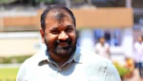 शिंदे गटात जाताच सचिन अहिर ठाकरेंवर बरसले, पहिल्या प्रतिक्रियेत थेट....