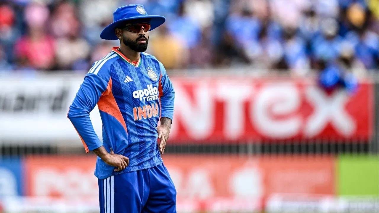 श्रेयस अय्यरच्या नावावर आणखी एक नकोसा विक्रम रचला गेला आहे. आयर्लंडविरुद्ध कोणत्याही फॉर्मेटमध्ये सामना गमावणारा पहिला कर्णधार ठरला आहे. यापूर्वी भारताने आयर्लंडविरुद्ध कोणताही आंतरराष्ट्रीय सामना गमावला नव्हता. (PHOTO CREDIT- GETTY)