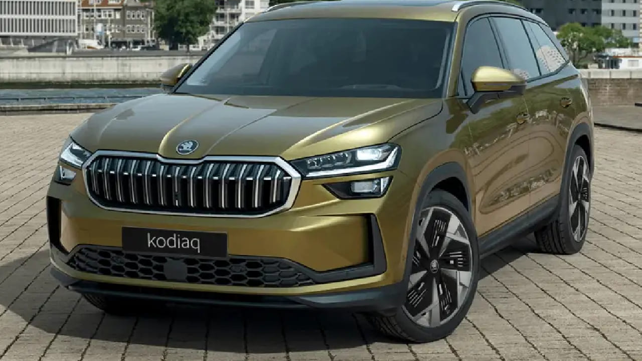 स्कोडाच्या नवीन 7-सीटर इलेक्ट्रिक SUV 'Peaq' चा रॉयल लूक समोर; केबिन डिझाईन आणि फीचर्स पाहून थक्क व्हाल स्कोडाच्या नवीन 7-सीटर इलेक्ट्रिक SUV 'Peaq' चा रॉयल लूक समोर; केबिन डिझाईन आणि फीचर्स पाहून थक्क व्हाल
