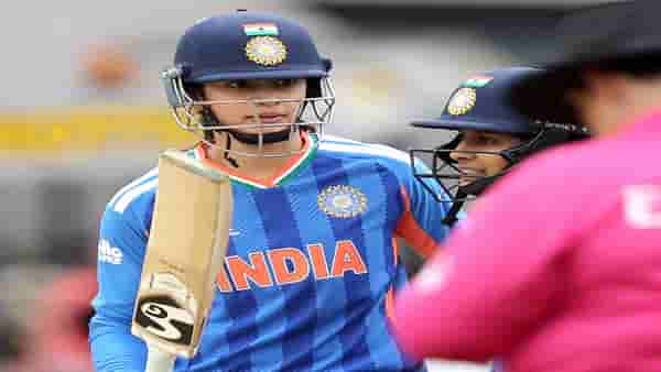 IND vs NED : स्मृती मंधानाचं सलग दुसरं शतक, हरमनप्रीत कौरचा महारेकॉर्ड उद्धवस्त