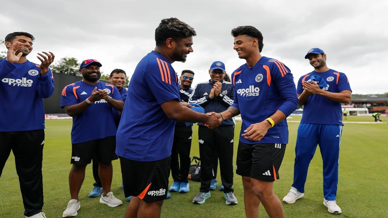 Team India : सूर्यांश शेडगेचं टी 20i नंतर वनडे डेब्यु;ऑलराउंडरच्या दुखापतीमुळे मुंबईकर खेळाडूला संधी?