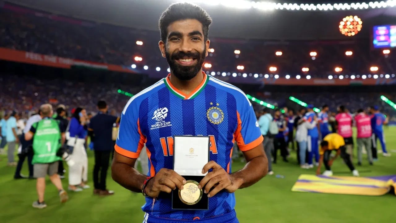 टीम इंडिया  विरुद्ध श्रीलंका यांच्यात ऑगस्ट महिन्यात कसोटी आणि टी 20i मालिका प्रस्तावित आहे. या मालिकेबाबत मोठी अपडेट समोर आली आहे. मीडिया रिपोर्ट्नुसार, टीम इंडिया विरुद्ध श्रीलंका यांच्यात टी 20i मालिका होणार नाही. (Photo Credit : PTI)