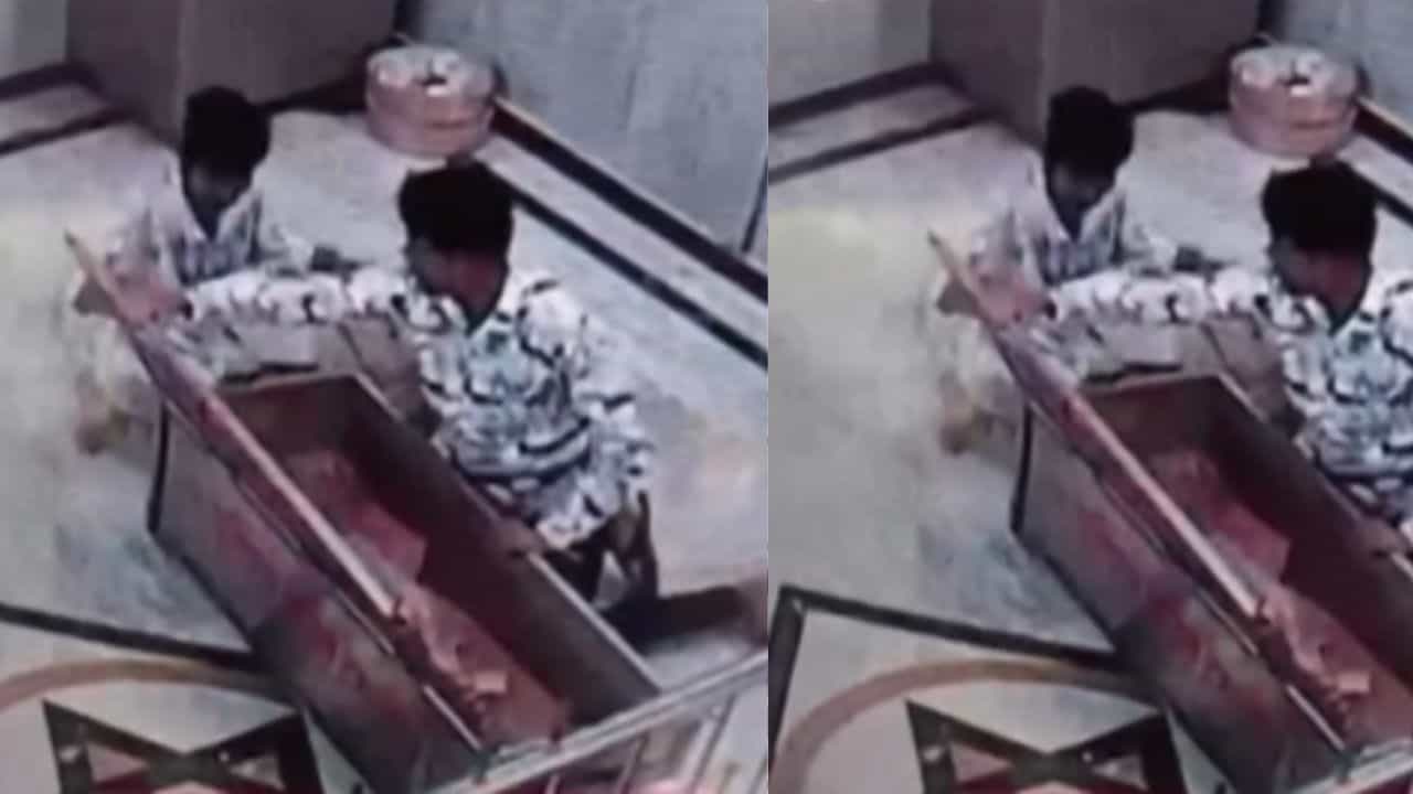 24 तासांतच चांदीचा मुकुट पुन्हा चोरला; तुळजाभवानी मंदिरातील धक्कादायक CCTV फुटेज समोर!