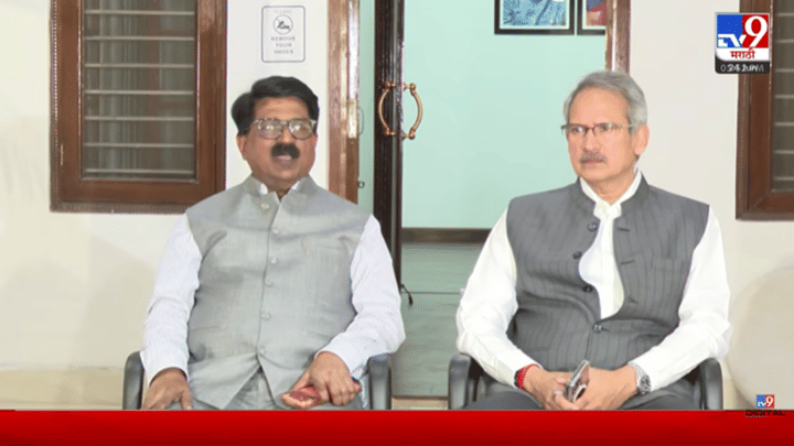 ठाकरे गट नेते आणि लोकसभा अध्याक्षाच्या भेटीत नेमकं काय घडलं? 35 मिनिटांच्या चर्चेत... पहिली प्रतिक्रिया समोर ठाकरे गट नेते आणि लोकसभा अध्याक्षाच्या भेटीत नेमकं काय घडलं? 35 मिनिटांच्या चर्चेत... पहिली प्रतिक्रिया समोर