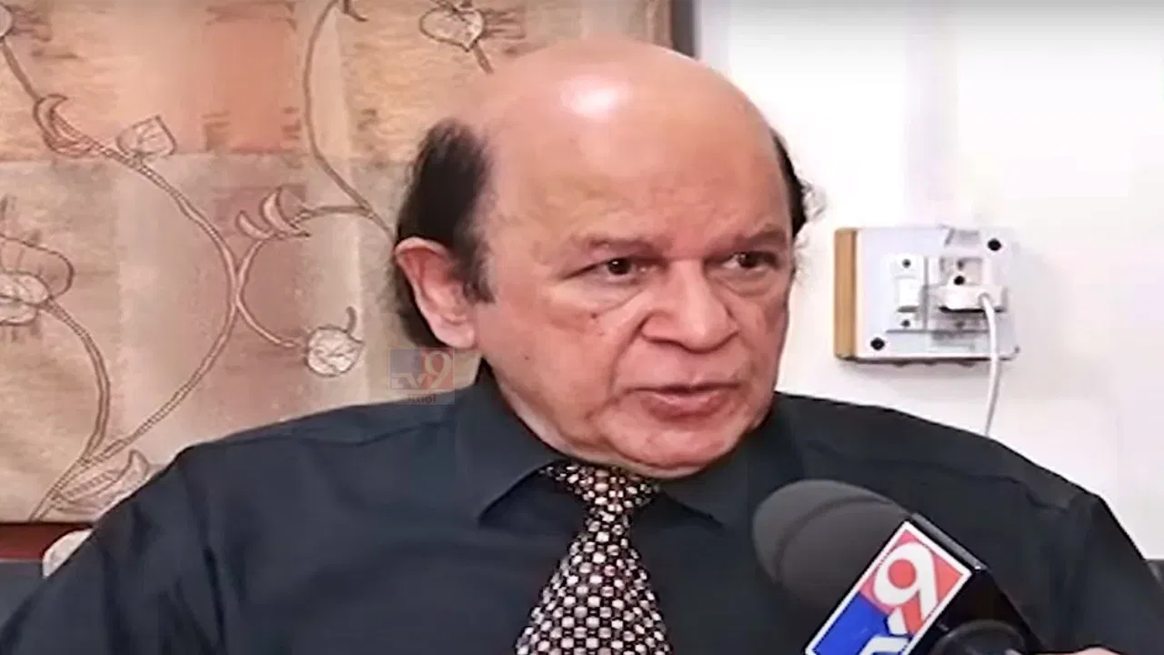 पक्षांतराला जबाबदार कोण? ज्येष्ठ विधीतज्ज्ञाचा रोख कुणाकडे? थेट कोर्टालाच... पक्षांतराला जबाबदार कोण? ज्येष्ठ विधीतज्ज्ञाचा रोख कुणाकडे? थेट कोर्टालाच...
