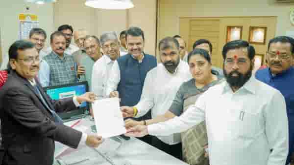 उद्धव ठाकरेंना सलग दुसरा झटका, सचिन आहिर यांनी उपसभापतीपदाचा फॉर्म भरताच एकनाथ शिंदेंची पहिली प्रतिक्रिया..
