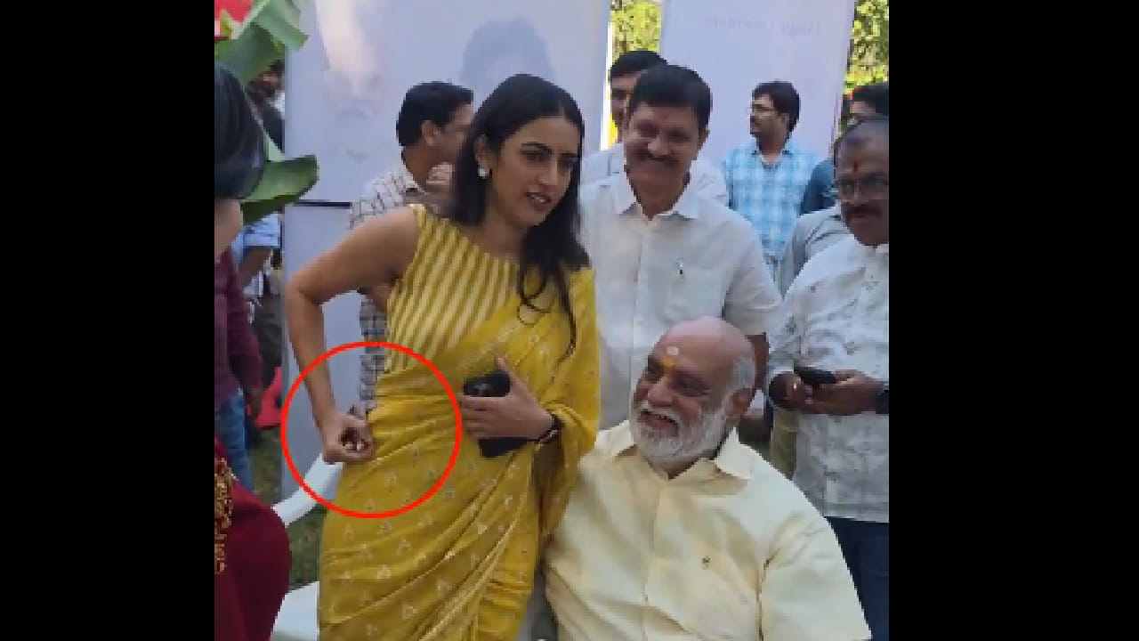 या चित्रपटात दग्गुबती वेंकटेश, नंदामुरी कल्याण राम, कीर्ती सुरेश आणि कृती शेट्टी यांच्या प्रमुख भूमिका आहेत. गुरुवारी पारंपरिक मुहूर्त सोहळ्यादरम्यान उद्घाटनाचा शॉट दिग्दर्शित करण्यासाठी राघवेंद्र राव यांना आमंत्रित करण्यात आले होते.