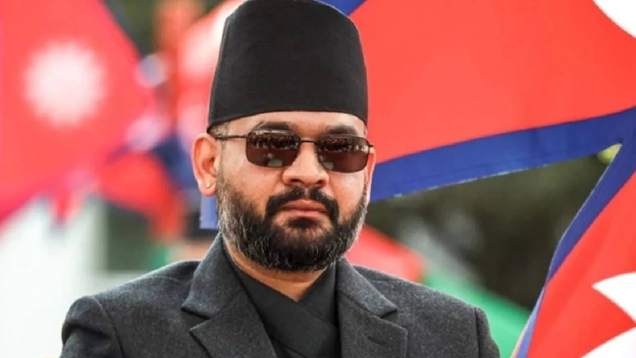 Balen Shah : भारत विरोधातील डाव नेपाळी पंतप्रधान बालेन शाह यांच्यावरच उलटला, आधी ब्रिटन आता अजून एका देशाने उभं केलं नाही Balen Shah : भारत विरोधातील डाव नेपाळी पंतप्रधान बालेन शाह यांच्यावरच उलटला, आधी ब्रिटन आता अजून एका देशाने उभं केलं नाही
