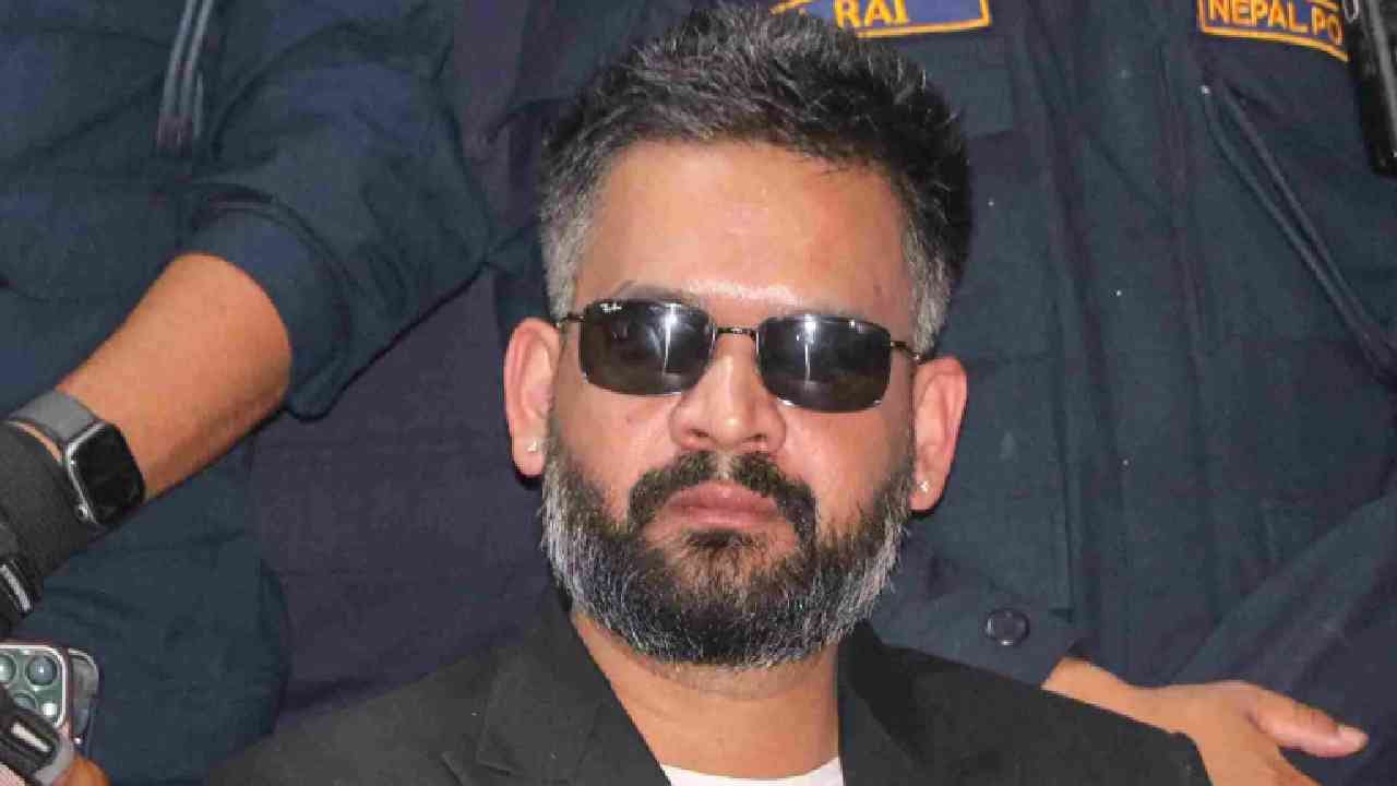 Balen shah : बाजी पलटली, नेपाळचे पंतप्रधान बालेन शाह आता भारताच्या वाट्याला नाही जाणार, सीमावादाचा विषय तर सोडूनच द्या Balen shah : बाजी पलटली, नेपाळचे पंतप्रधान बालेन शाह आता भारताच्या वाट्याला नाही जाणार, सीमावादाचा विषय तर सोडूनच द्या