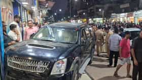 कळंबोलीत हिट अँड रनची थरारक घटना, पादचाऱ्यांना चिरडत क्लिनिकला धडक.