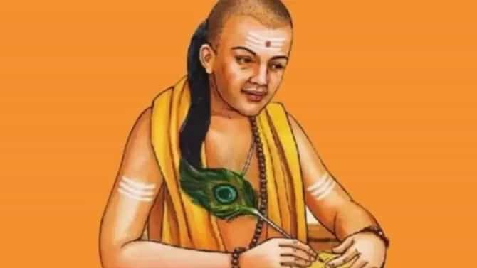 Chanakya Niti : मुलांना यशस्वी आणि जबाबदार व्यक्ती झालेलं पाहायचंय? मग या पाच गोष्टी त्यांना शिकवाच