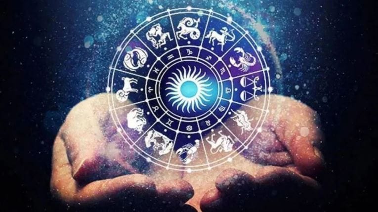 वृषभ राशीच्या लोकांना आज मोठा धनलाभ होऊ शकतो. घरात सोने, दागिने करण्यासाठी आजचा दिवस चांगला असेल. रागावर नियंत्रण ठेवा. बॉस रागावला तर तुम्ही वाद घालत बसू नका. स्वत:वर विश्वास ठेवाल तर स्वप्न नक्की पूर्ण होईल.