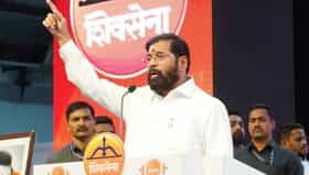 मतदान होण्याआधीच ठाण्यात महायुतीचा गुलाल, एकनाथ शिंदेंचा मोठा विजय.