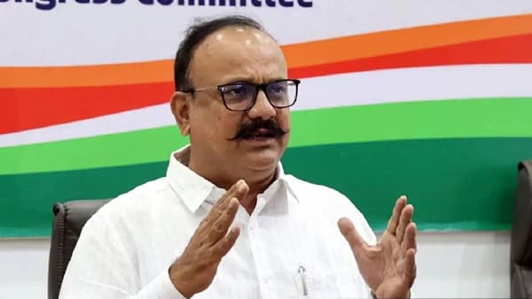 मोठी बातमी! काँग्रेसमधून बड्या नेत्याची तडाकाफडकी हकालपट्टी, हर्षवर्धन सपकाळ यांनी थेट आदेशच काढला, राजकारणात खळबळ