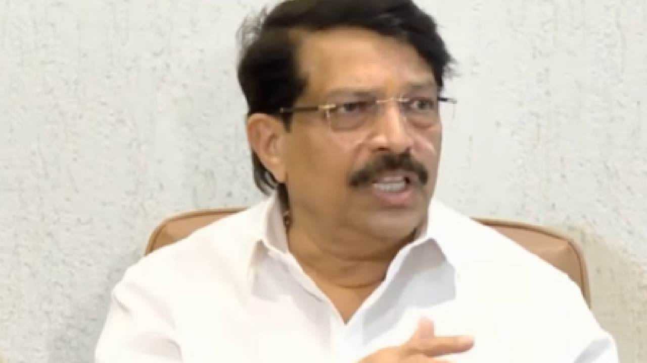 बाळासाहेब ठाकरे यांचा अवमान...त्या विधानावर किरण पावसकरांचं शेवटी स्पष्टीकरण; म्हणाले मी कधीही... बाळासाहेब ठाकरे यांचा अवमान...त्या विधानावर किरण पावसकरांचं शेवटी स्पष्टीकरण; म्हणाले मी कधीही...