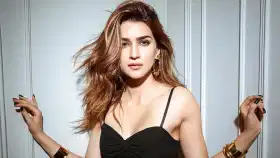 क्रिती सेनॉनने विकले मुंबईतील 4 फ्लॅट! किंमत ऐकून बसेल धक्का.